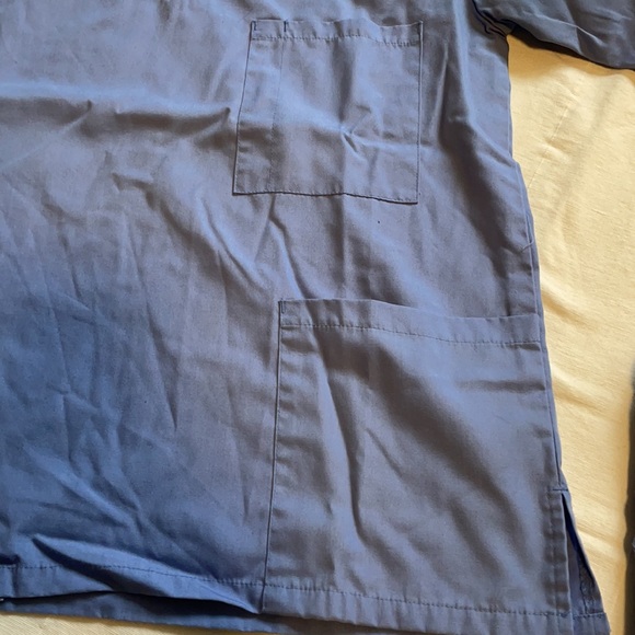 Active Uniform Scrub - Picture 4 of 10